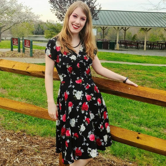 Hell Bunny Floral Print Dress - Picture 6 of 6